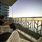 Luxury 2Br Beside Okada Manila