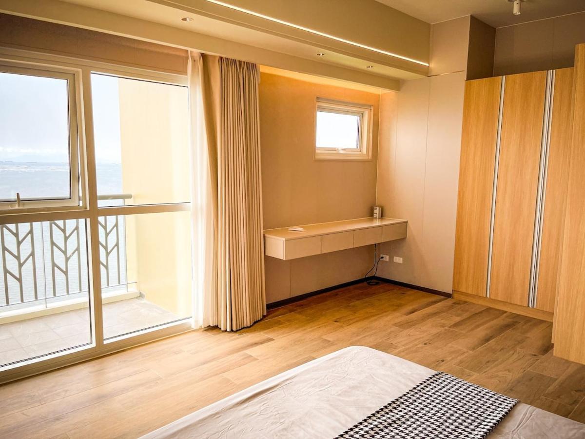 Luxury 2br Beside Okada * Manila