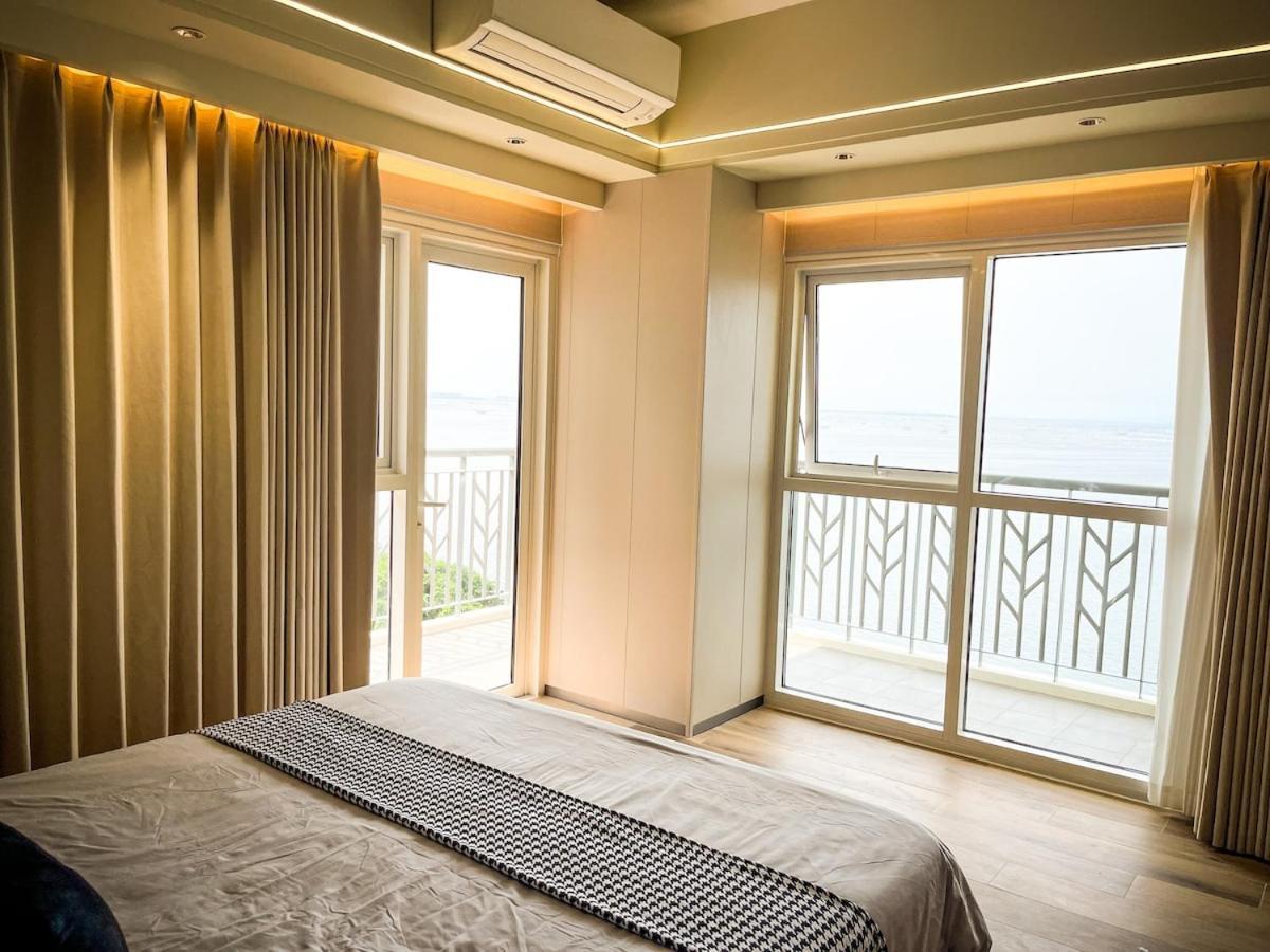 Luxury 2br Beside Okada Apartment *