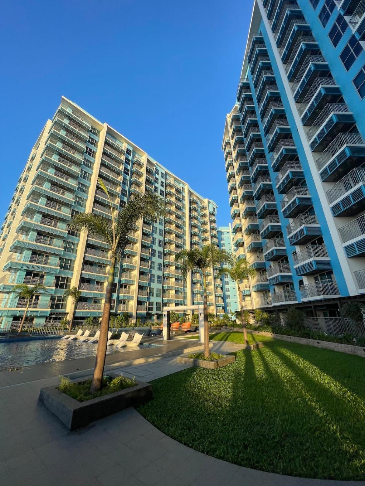 Apartment Luxury 2br Beside Okada Manila